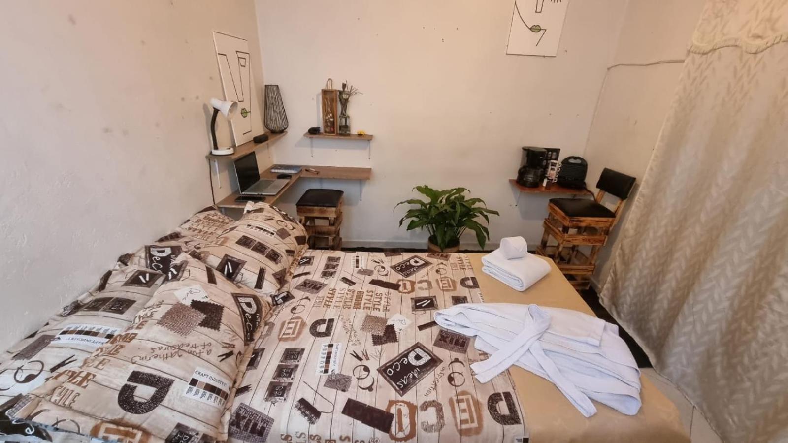 Hostal Universitario H-D - Bogota — Photos 1